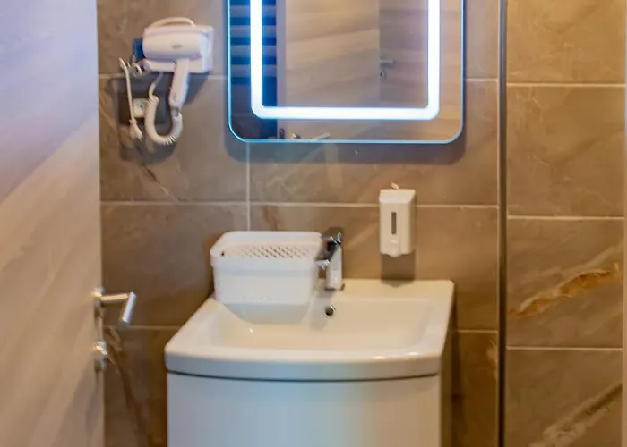 Alezzi Hope * Năvodari