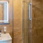 Apartment Alezzi Navodari