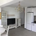 Alezzi Apartment Navodari