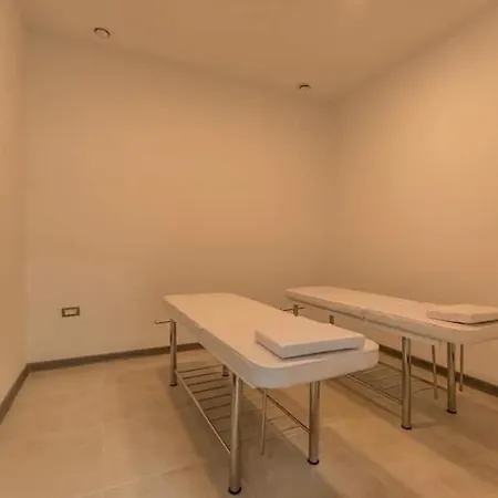 Alezzi Hope דירה