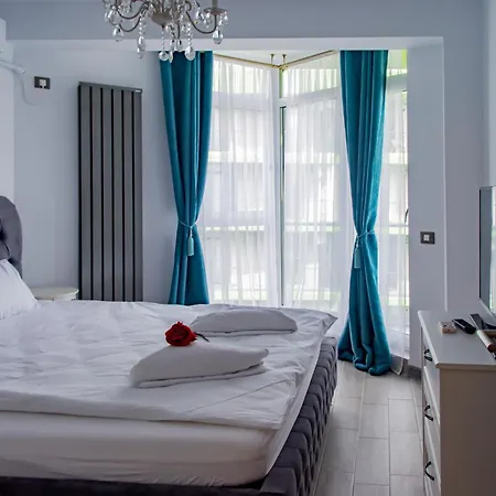 Alezzi Hope דירה Năvodari