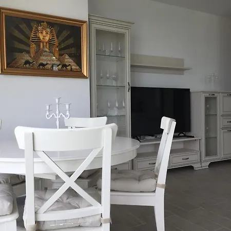 Alezzi Apartment